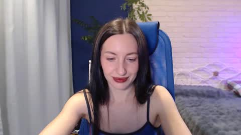 Snapshot of lilymellow chatting on October 2025 11:08:02 AM Lily online show from October 2025 11:08:02 AM
