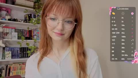 Lily online show from May 2026 06:58:01 PM