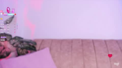 Lily  online show from October 2025 09:28:01 AM