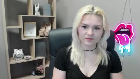 Lily online show from February 2026 02:48:02 PM