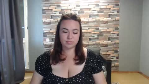 Snapshot of limalagris chatting on September 2025 07:20:01 AM busty princess online show from September 2025 07:20:01 AM