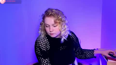 lime cat online show from September 2025 12:03:01 AM