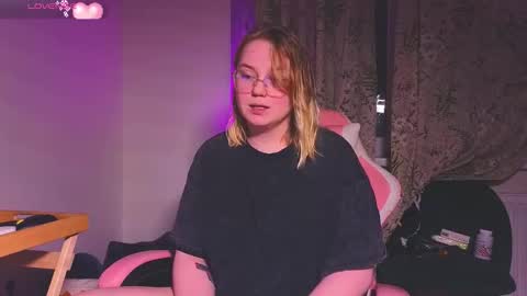 lime cat online show from November 2025 01:59:02 AM