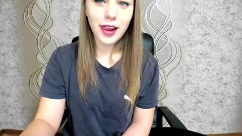    online show from December 2025 09:15:02 AM