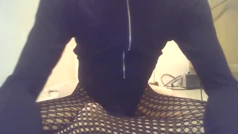 limpclitsissyfemboy online show from November 2025 12:31:02 AM