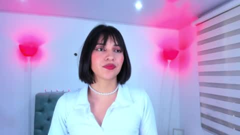  Lina Bedoya  online show from January 2025 02:46:01 PM