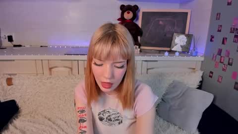 Lina blueeyed    GMT3 1100-1700 Mon Wed Thu Sat Sun online show from February 2025 02:21:02 PM