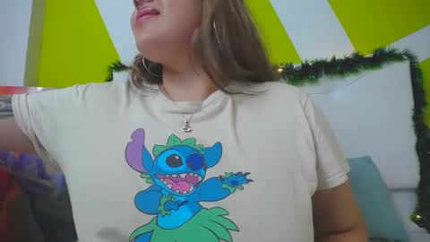 Snapshot of lina_browm chatting on December 2024 08:47:01 PM Lina Browm online show from December 2024 08:47:01 PM