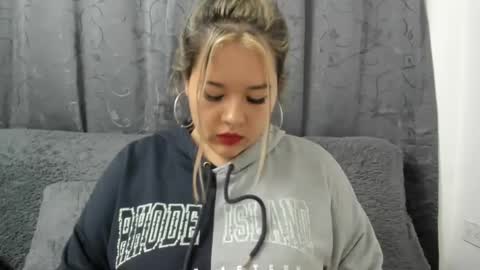 Snapshot of lina_browm chatting on January 2025 02:12:02 AM Lina Browm online show from January 2025 02:12:02 AM