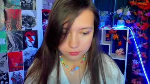 Snapshot of lina_brownie chatting on December 2024 02:31:02 AM Lina online show from December 2024 02:31:02 AM