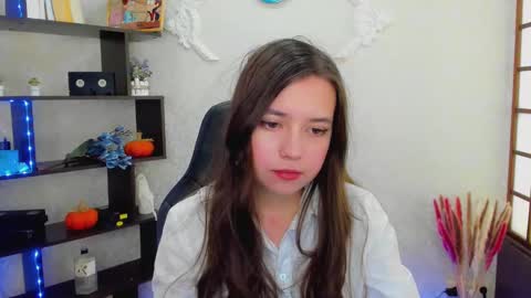 Snapshot of lina_brownie chatting on December 2024 05:14:02 AM Lina online show from December 2024 05:14:02 AM