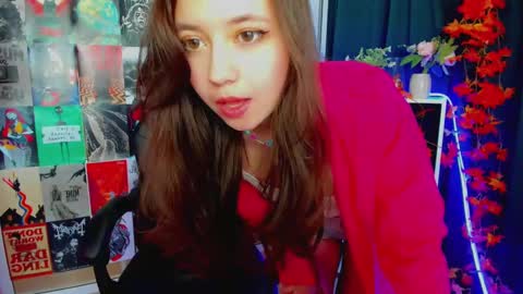 Snapshot of lina_brownie chatting on December 2024 05:04:02 AM Lina online show from December 2024 05:04:02 AM
