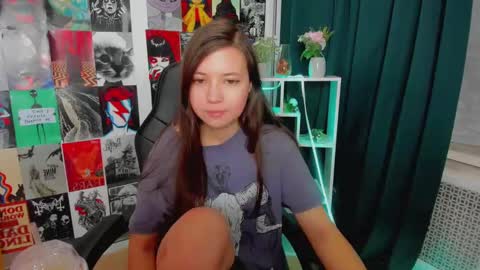 Snapshot of lina_brownie chatting on January 2025 02:09:02 AM Lina online show from January 2025 02:09:02 AM