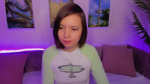 Snapshot of lina_brownie chatting on January 2025 05:37:02 AM Lina online show from January 2025 05:37:02 AM
