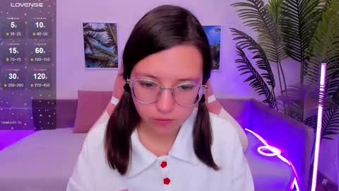Snapshot of lina_brownie chatting on October 2025 02:31:01 AM Lina online show from October 2025 02:31:01 AM