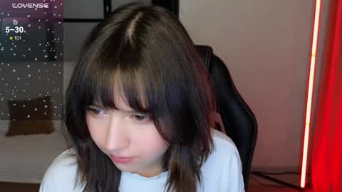 Lina online show from November 2025 03:36:01 PM