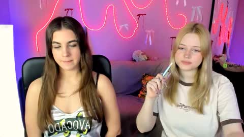 lina_fox12 online show from March 2026 01:28:01 PM