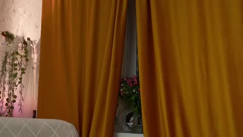 Lina -  online show from February 2025 05:09:01 PM