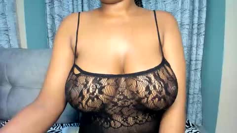 Snapshot of lina_sexy58 chatting on December 2025 06:04:01 PM lina sexy58 online show from December 2025 06:04:01 PM