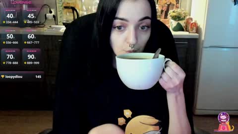 Lina 3  1715622743 online show from January 2025 11:37:01 AM