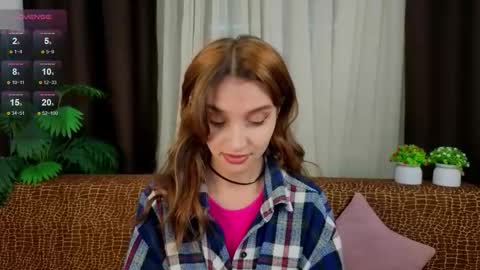 Snapshot of linaage chatting on September 2025 04:40:01 PM Lina online show from September 2025 04:40:01 PM