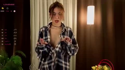 Snapshot of linaage chatting on October 2025 05:48:02 PM Lina online show from October 2025 05:48:02 PM