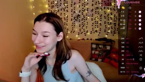 Lina online show from November 2025 02:58:02 AM