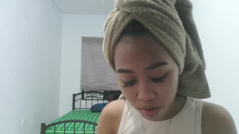 LinaDebie online show from December 2025 10:09:01 AM