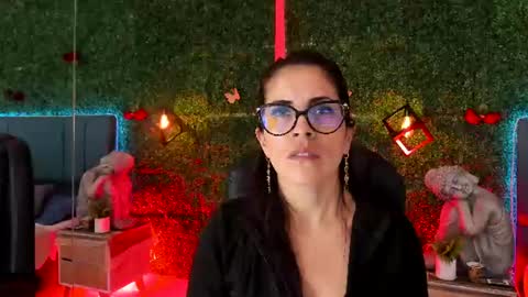 Snapshot of linagh chatting on June 2026 11:22:02 AM Lina online show from June 2026 11:22:02 AM