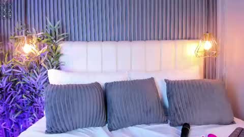 Snapshot of linaglam chatting on June 2026 04:04:01 AM LinaGlam online show from June 2026 04:04:01 AM
