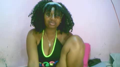 Snapshot of linah1123 chatting on October 2025 11:24:02 PM linah1123 online show from October 2025 11:24:02 PM