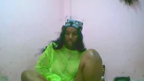 Snapshot of linah1123 chatting on November 2025 11:43:01 AM linah1123 online show from November 2025 11:43:01 AM