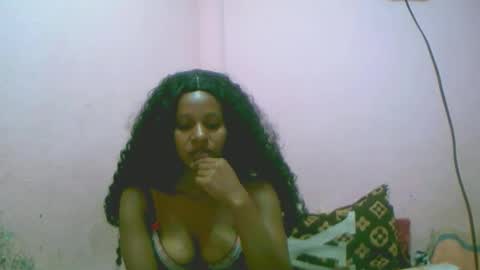 Snapshot of linah1123 chatting on December 2025 11:11:01 PM linah1123 online show from December 2025 11:11:01 PM