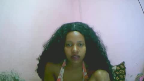 Snapshot of linah1123 chatting on December 2025 09:25:01 AM linah1123 online show from December 2025 09:25:01 AM