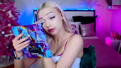 I am Lina online show from January 2026 06:35:01 PM