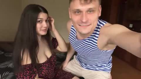 Nicolas and Lina online show from November 2025 07:09:01 AM