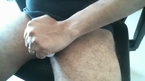 Snapshot of linariannew chatting on May 2026 05:12:01 AM Mature Man online show from May 2026 05:12:01 AM