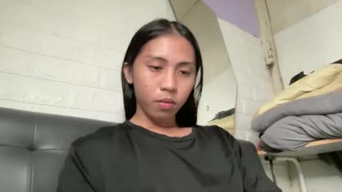 Snapshot of linaslayer chatting on December 2024 11:23:02 AM Lexi online show from December 2024 11:23:02 AM