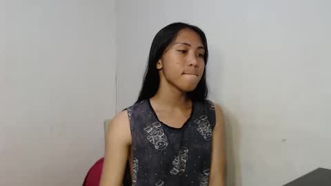 Snapshot of linaslayer chatting on January 2025 05:23:02 AM Lexi online show from January 2025 05:23:02 AM