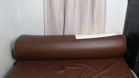 Snapshot of linaslayer chatting on February 2026 06:13:01 PM Lexi online show from February 2026 06:13:01 PM