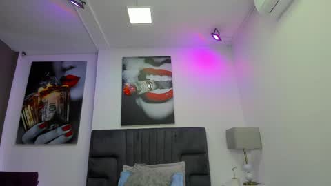 Lincoln Carrel online show from April 2026 03:24:01 AM