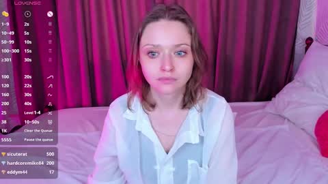 Snapshot of linda__bryant chatting on March 2025 05:09:01 AM Linda GMT2 Mon Tu Fri Sa Su 0300am-1000 am online show from March 2025 05:09:01 AM