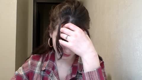 Linda online show from December 2025 08:16:02 PM