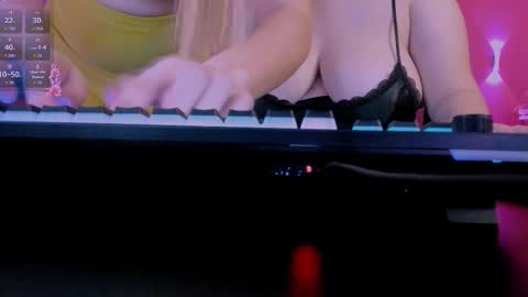 Snapshot of linda_save chatting on March 2026 02:04:02 AM linda_save online show from March 2026 02:04:02 AM