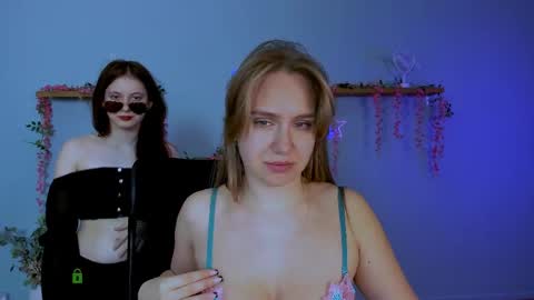 Snapshot of linda_save chatting on May 2026 02:18:02 AM linda_save online show from May 2026 02:18:02 AM