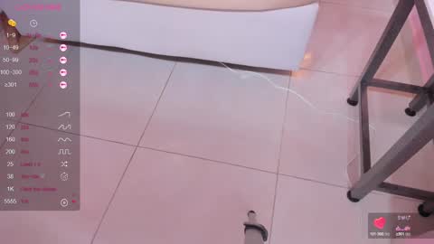 Snapshot of linda_sofi__ chatting on February 2025 01:58:02 AM linda_sofi__ online show from February 2025 01:58:02 AM