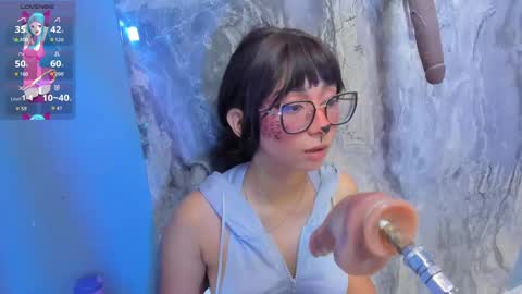 Snapshot of linda_sofi__ chatting on October 2025 07:59:01 PM linda_sofi__ online show from October 2025 07:59:01 PM