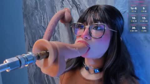 Snapshot of linda_sofi__ chatting on May 2026 10:22:02 PM linda_sofi__ online show from May 2026 10:22:02 PM