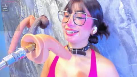 Snapshot of linda_sofi__ chatting on June 2026 09:54:02 PM linda_sofi__ online show from June 2026 09:54:02 PM