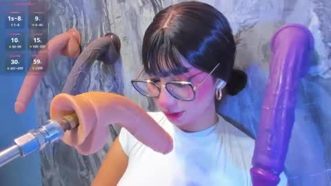 Snapshot of linda_sofi__ chatting on June 2026 08:24:01 PM linda_sofi__ online show from June 2026 08:24:01 PM